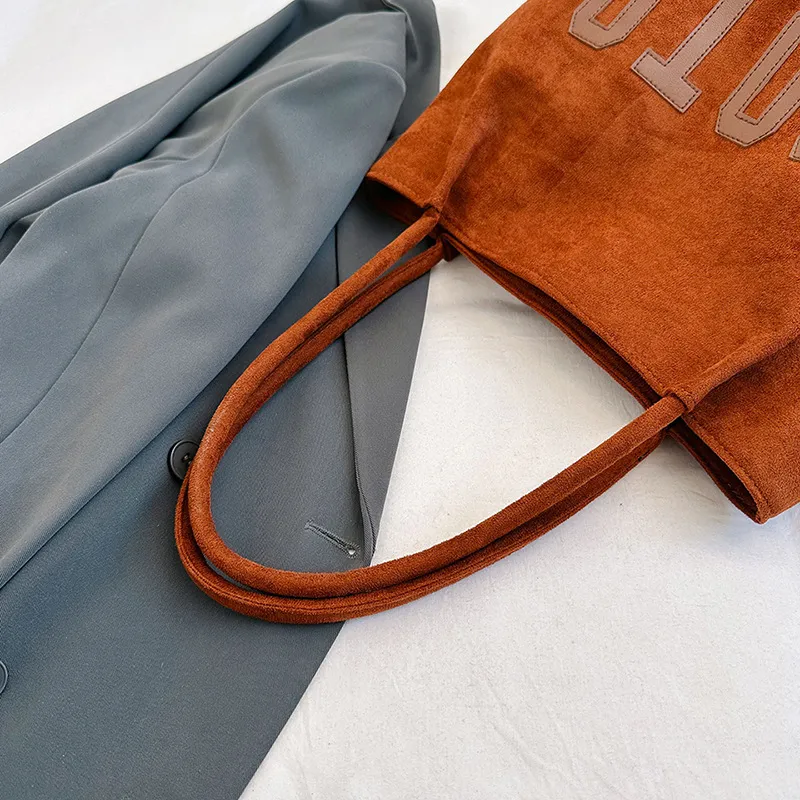Fashionable Casual Handbag-4