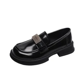 Retro Simple Loafer