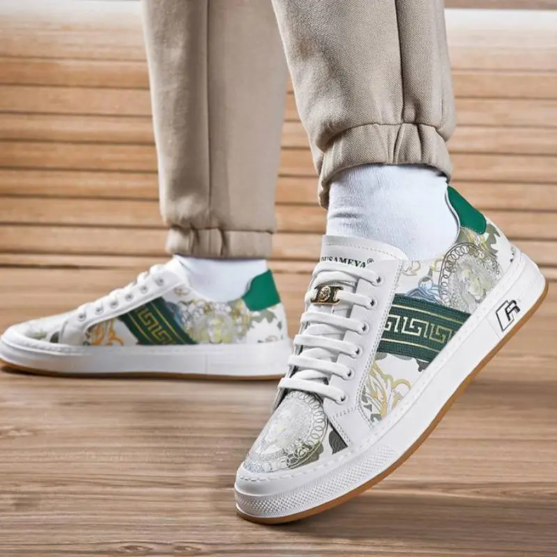Casual Breathable Stylish Skateboarding Shoes-2