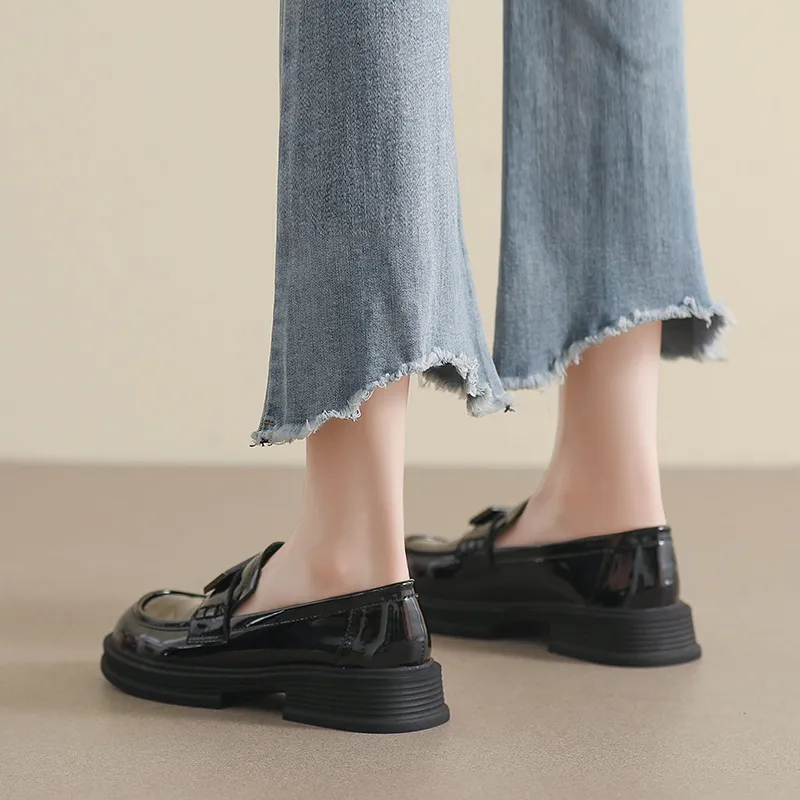 Retro Simple Loafer-4