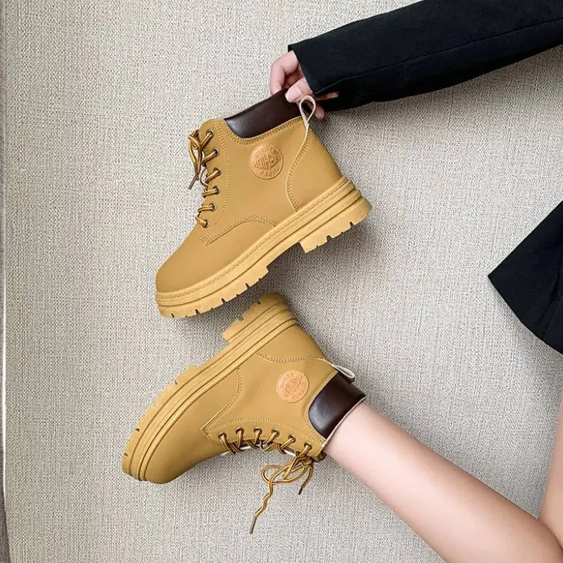Retro Fashion Outdoor Boots-3