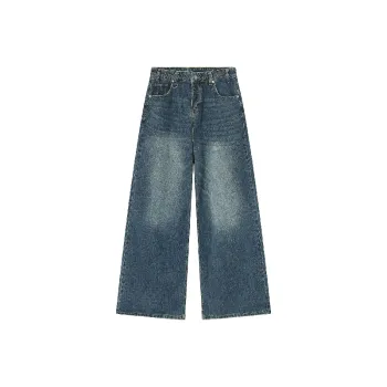 Simple Fashionable Jeans