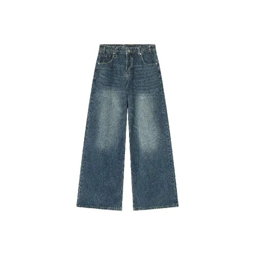 Simple Fashionable Jeans