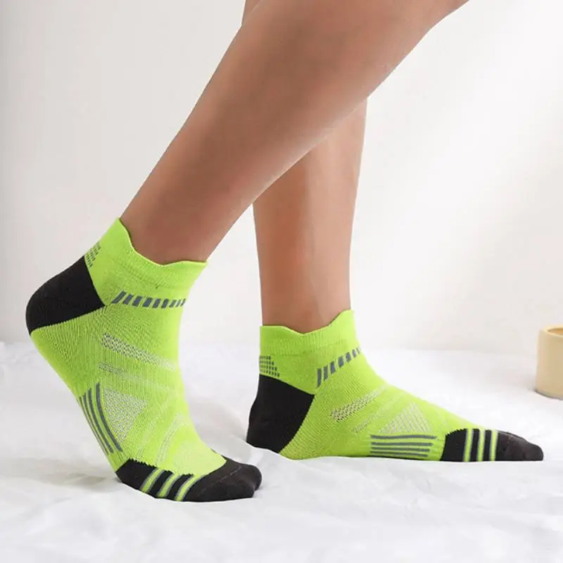 Simple Sporty Cotton Socks-1