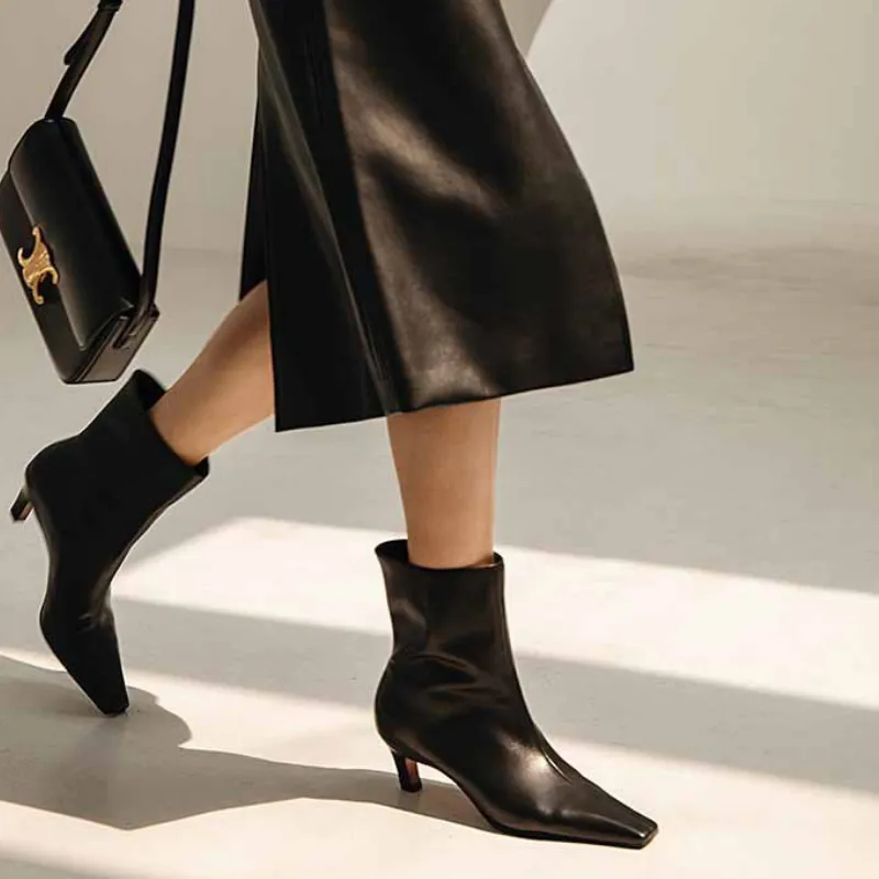 Simple Fashionable Ankle Boots-1
