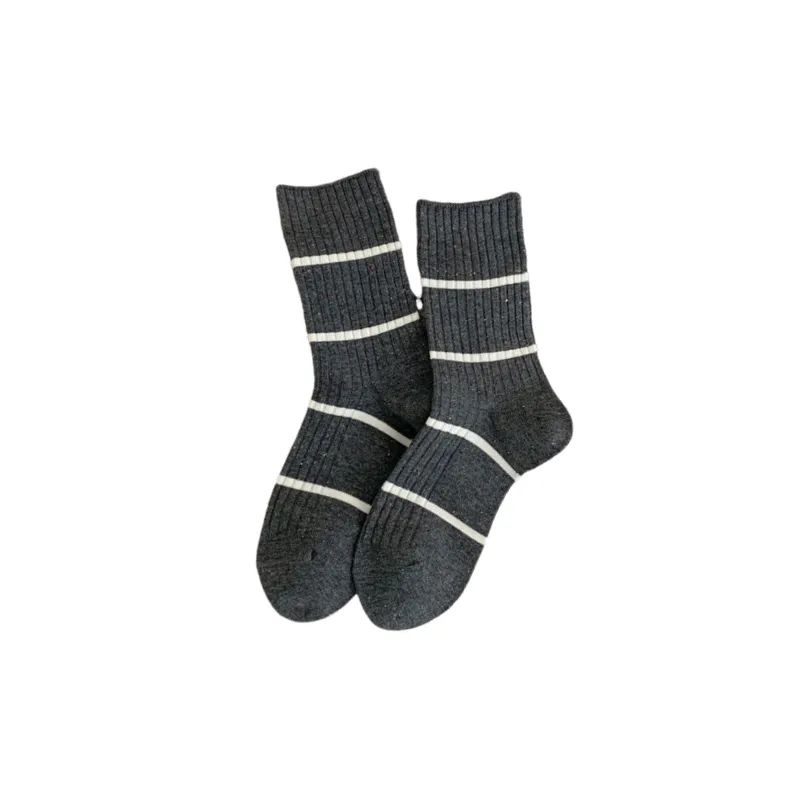 Retro Contrast Color Cotton Mid Calf Sock-5