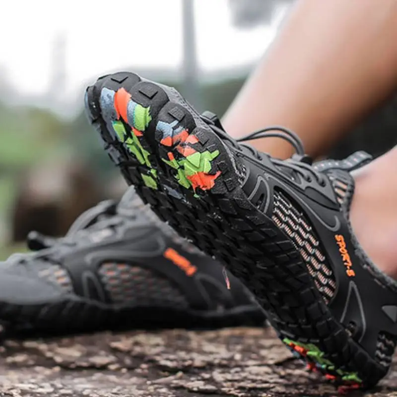 Sporty Waterproof River Trekking Shoes-5