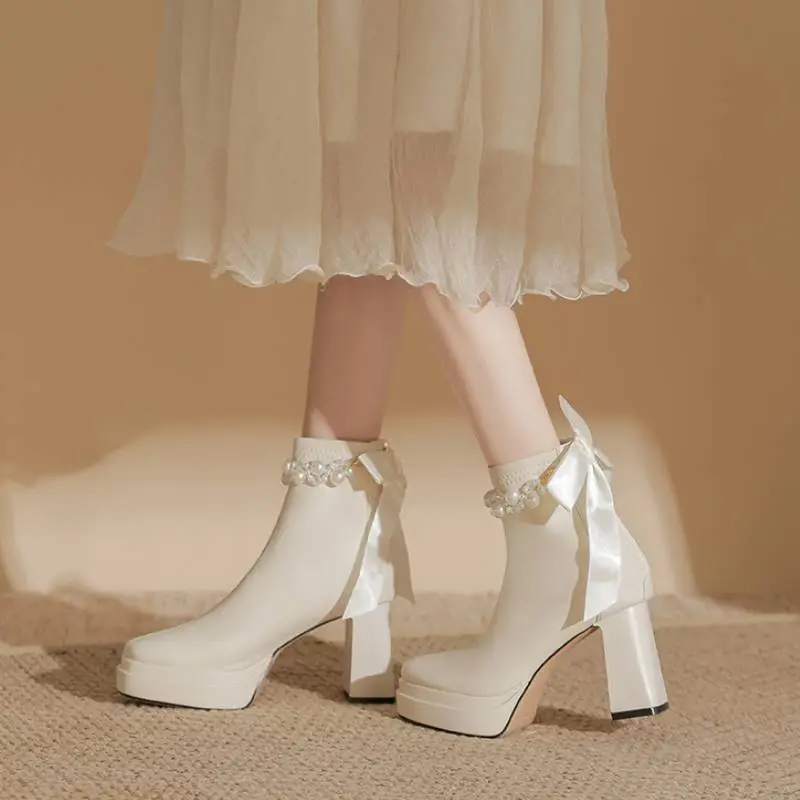 Fashionable Pearls High Heels-1