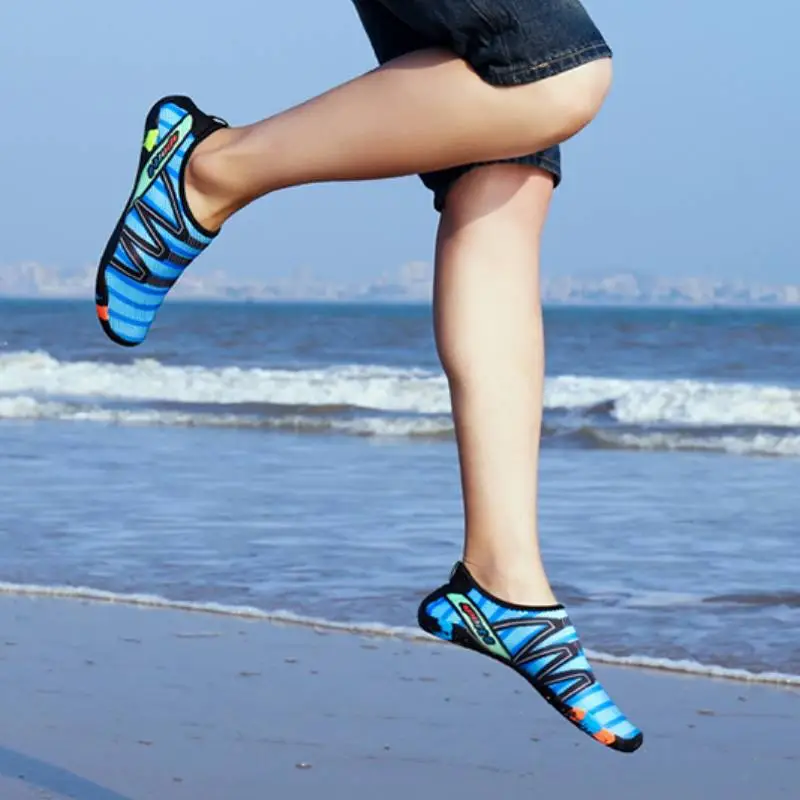 Simple Fashionable River Trekking Shoes-2