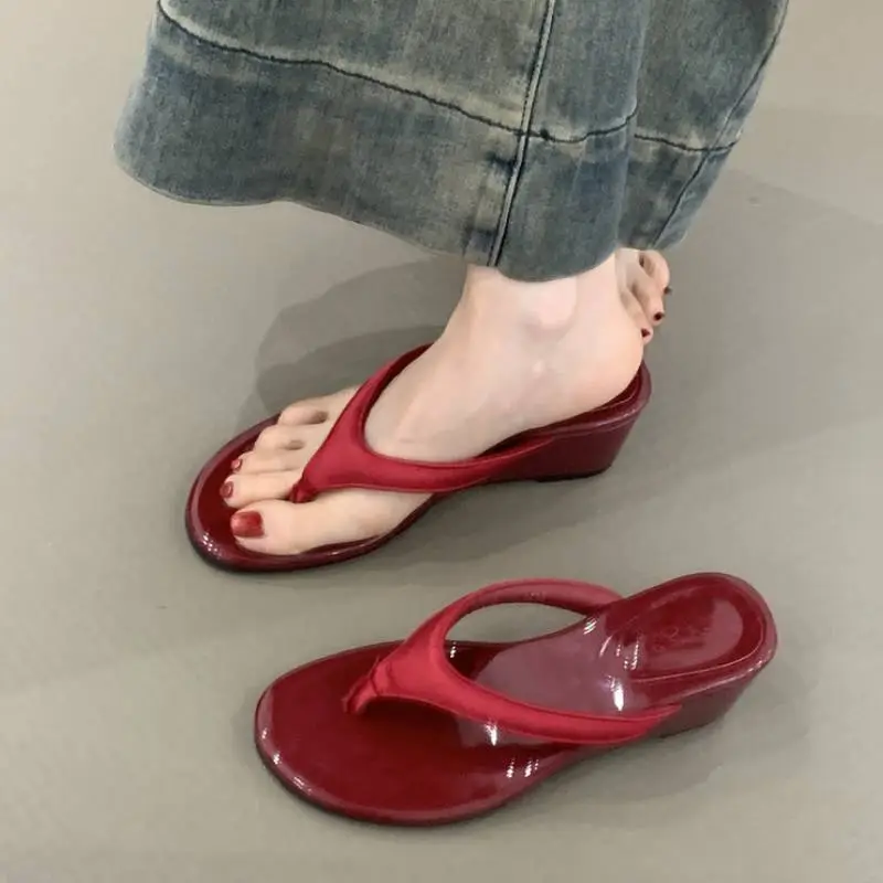 Casual Plain Flip Flops-5