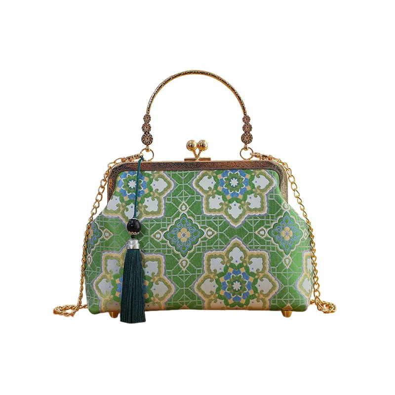 Fashionable Basics Handbag-2