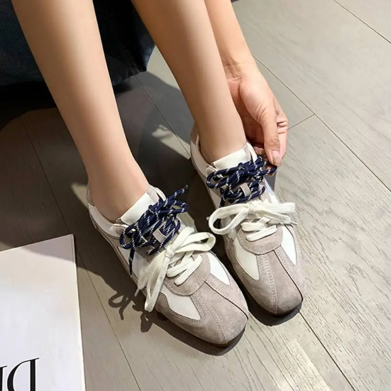 Retro Simple Lifestyle Shoes-4