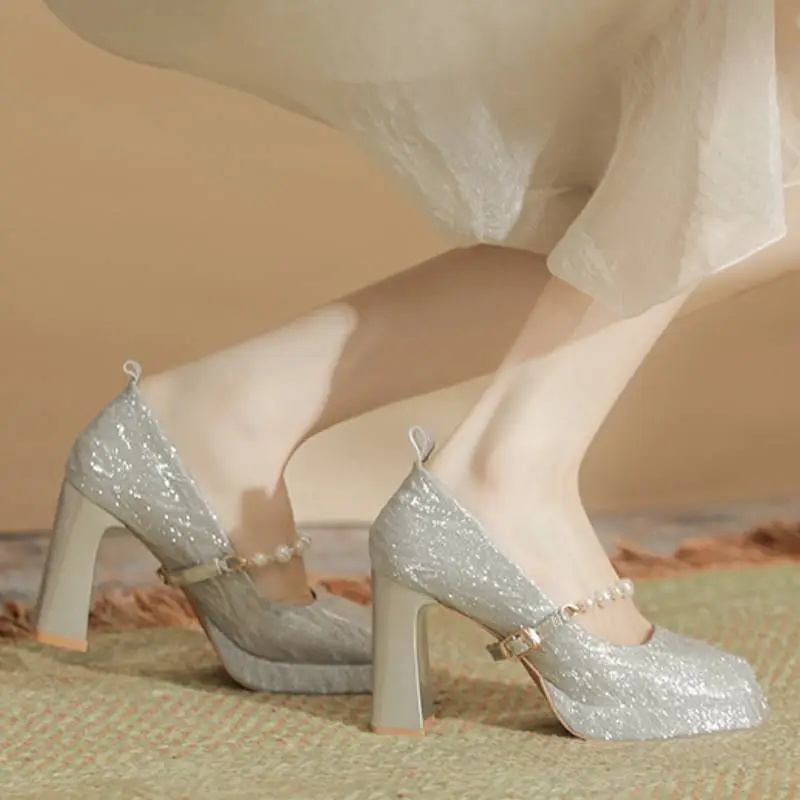 Simple Pearls High Heels-1