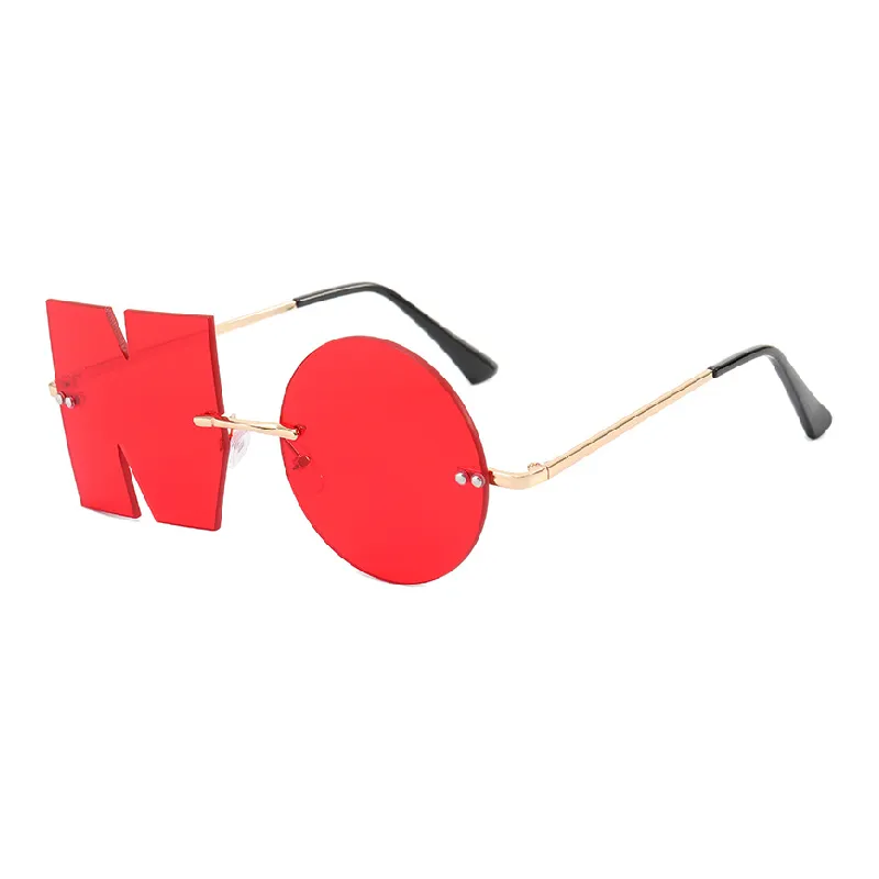 Casual Fashionable Sunglasses-1