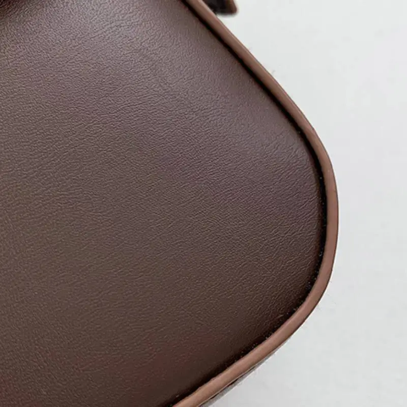 Retro Simple Shoulder Bag-2