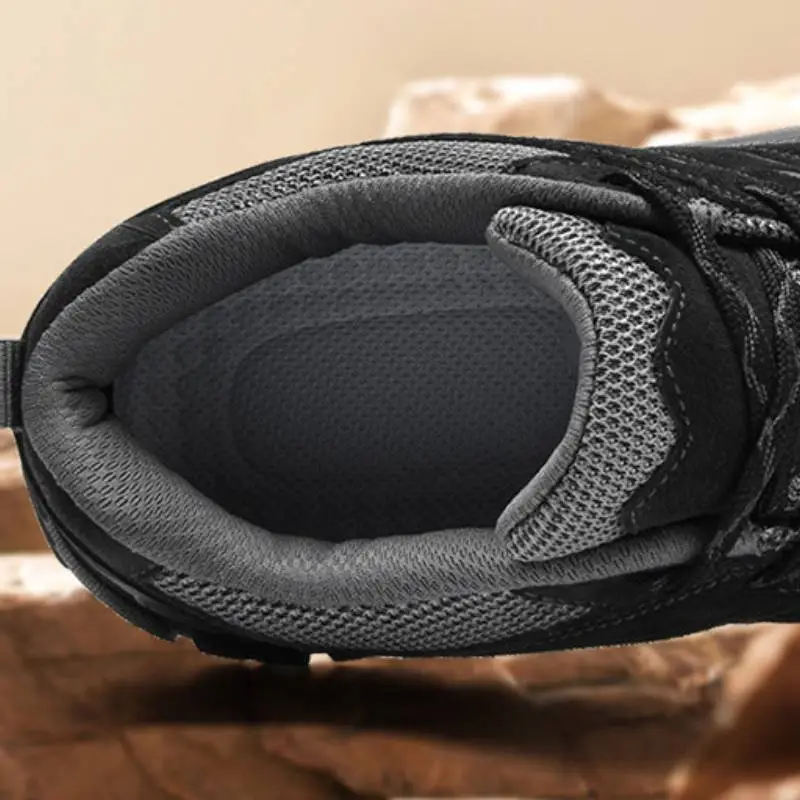 Sporty Water Resistant Running Shoes-6