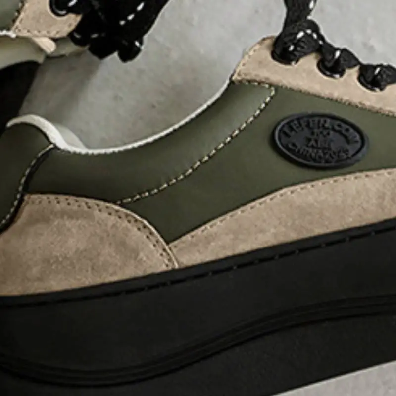 Casual Sporty Stylish Skateboarding Shoes-3