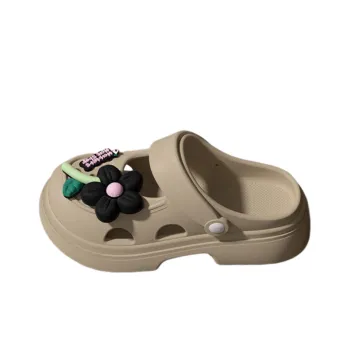 Casual Fashionable Clogs