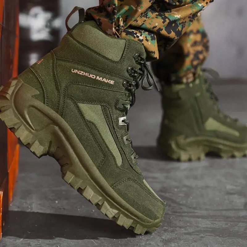 Fashionable Sporty Outdoor Boots-10