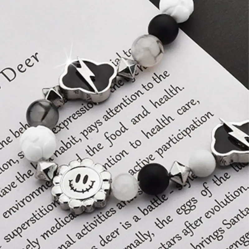 Cute Fashionable Necklace-4