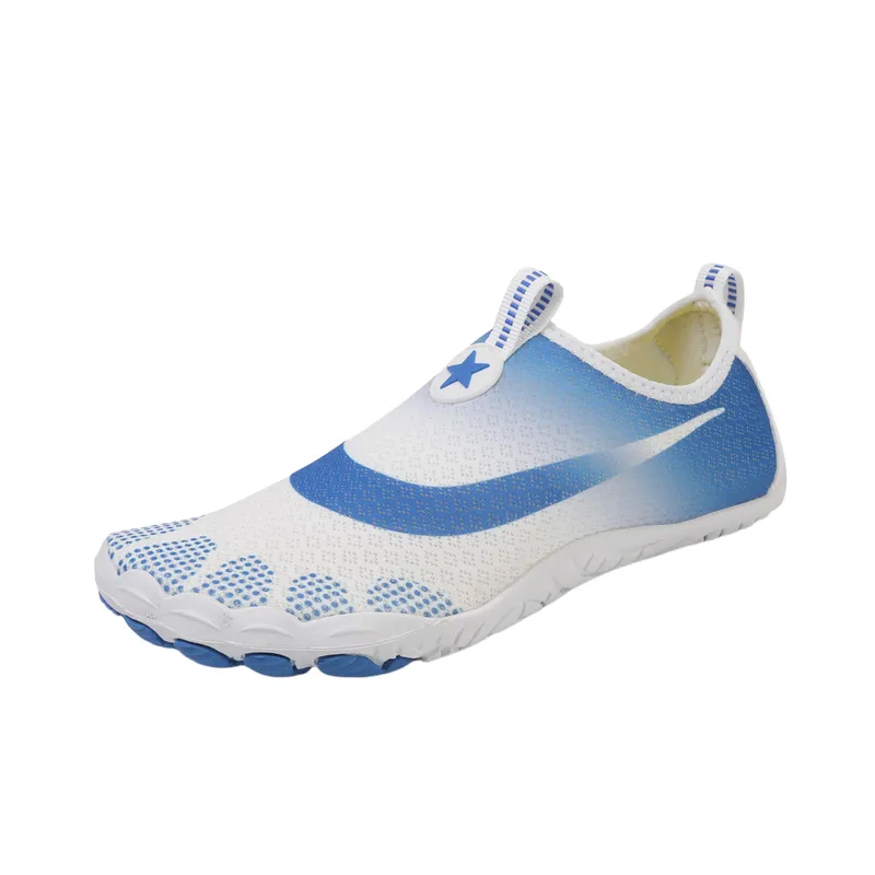 Sporty Breathable River Trekking Shoes-2