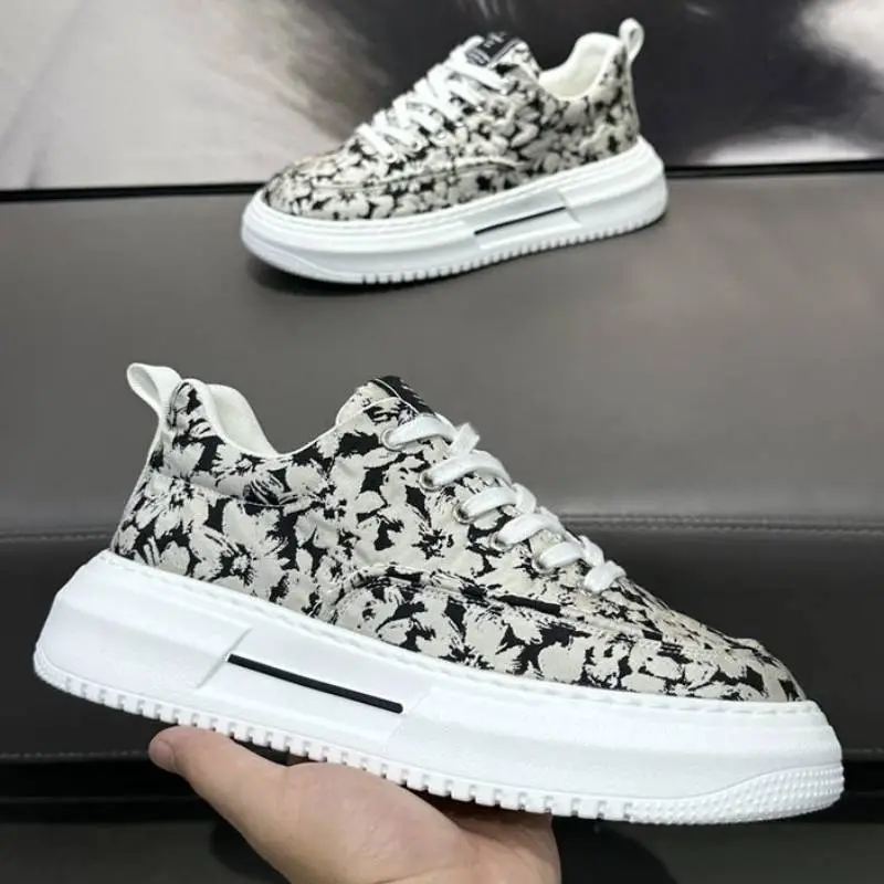 Sporty Retro Platform Shoes-6