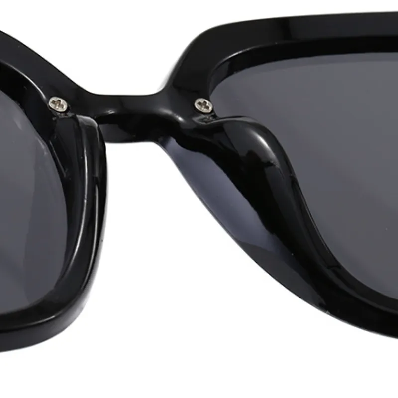 Retro Fashionable Sunglasses-2