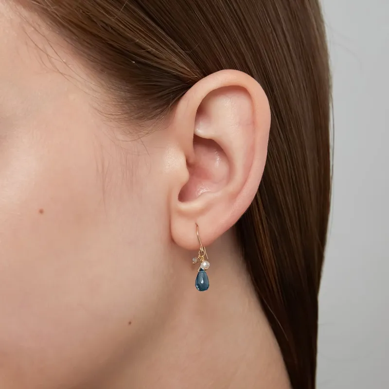 Simple Elegant Earring-1