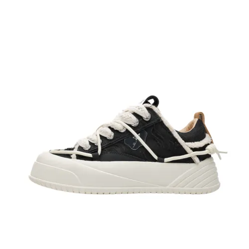 New Thick soled Increased Canvas Shoes