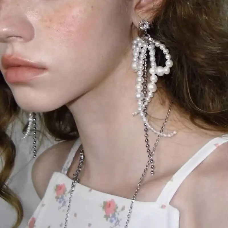 Fashionable Simple Earring-1
