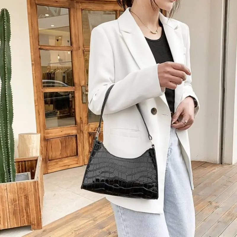 Fashionable Casual Shoulder Bag-7