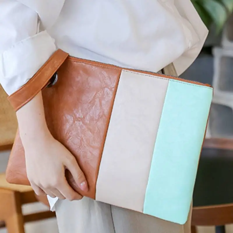 Basics Plain Clutch-7