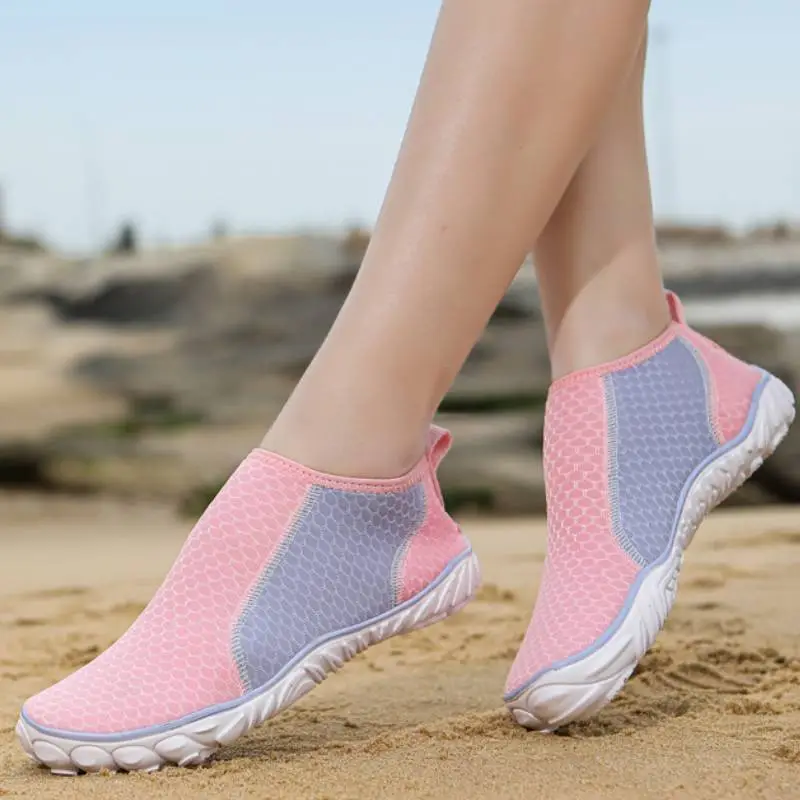 Casual Breathable River Trekking Shoes-1
