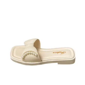 Fashionable Pearls Beach Sandals