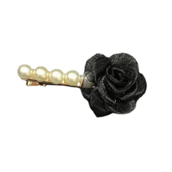 Pearls Fashionable Hair Clip