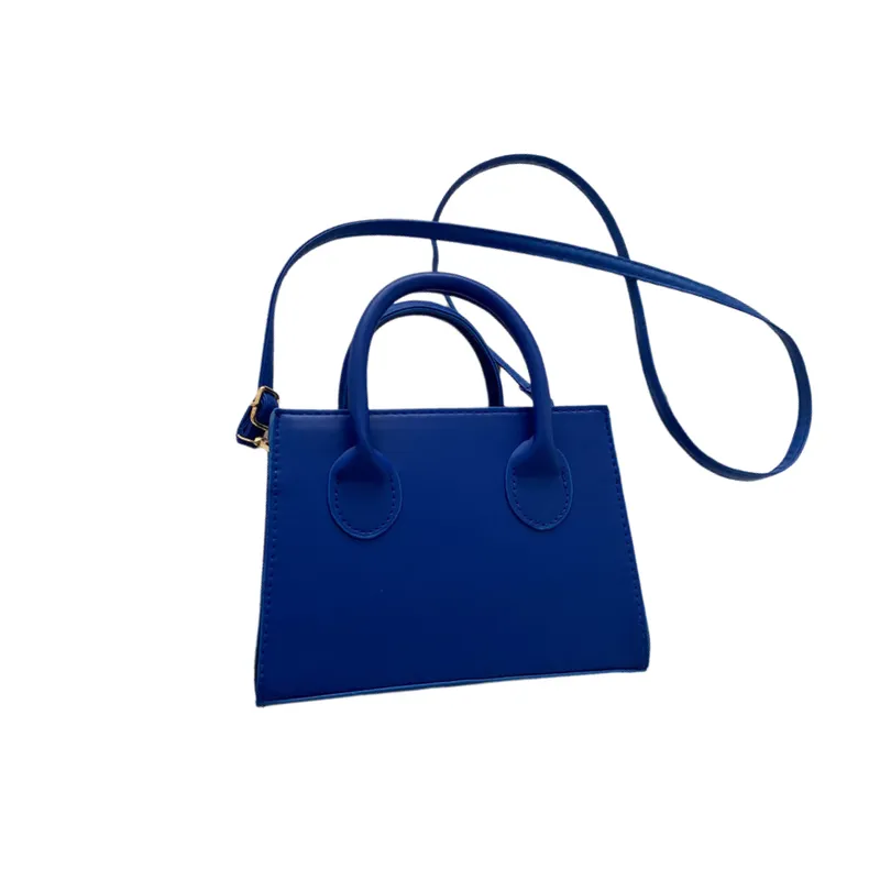 Fashionable Simple Crossbody Bag-5
