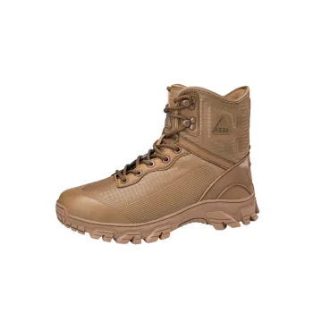Sporty Simple Desert Boots