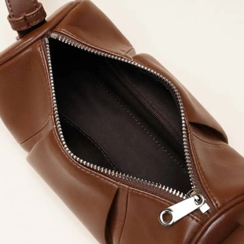 Simple Zipper Crossbody Bag-2