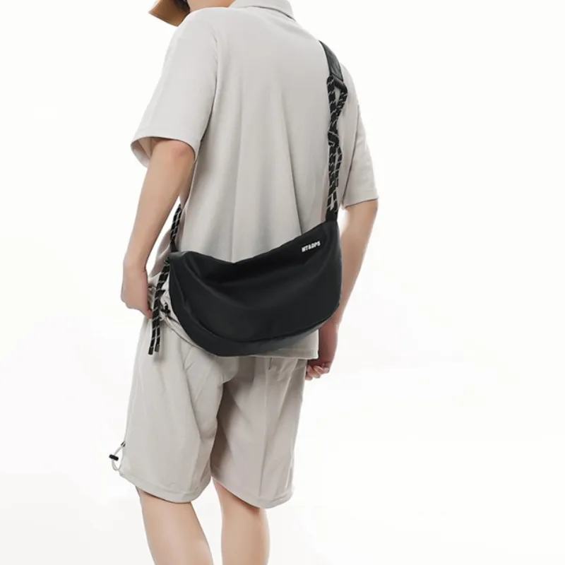 Fashionable Basics Crossbody Bag-2