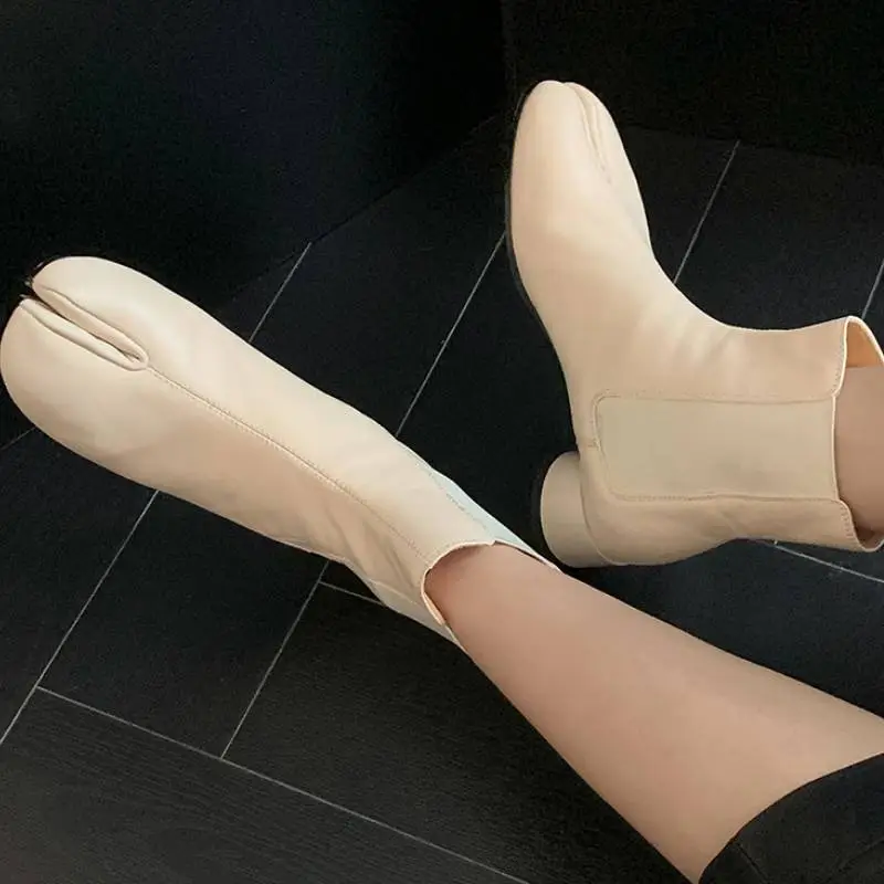 Fashionable Retro Ankle Boots-7