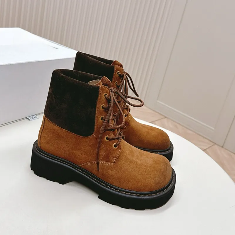 Retro Loose Casual Outdoor Boots-1