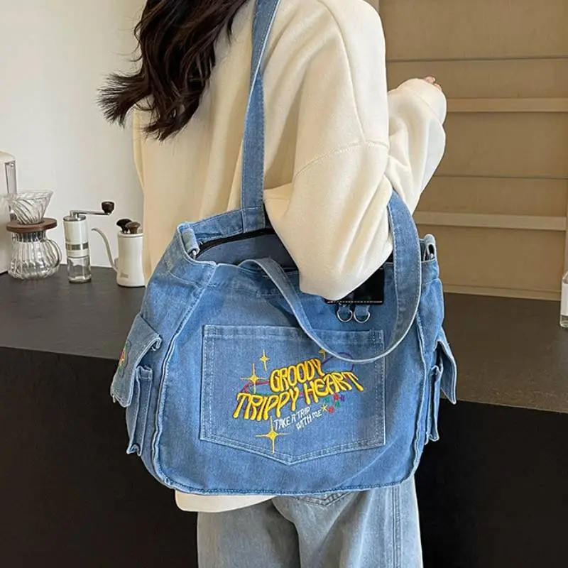 Basics Simple Shoulder Bag-6
