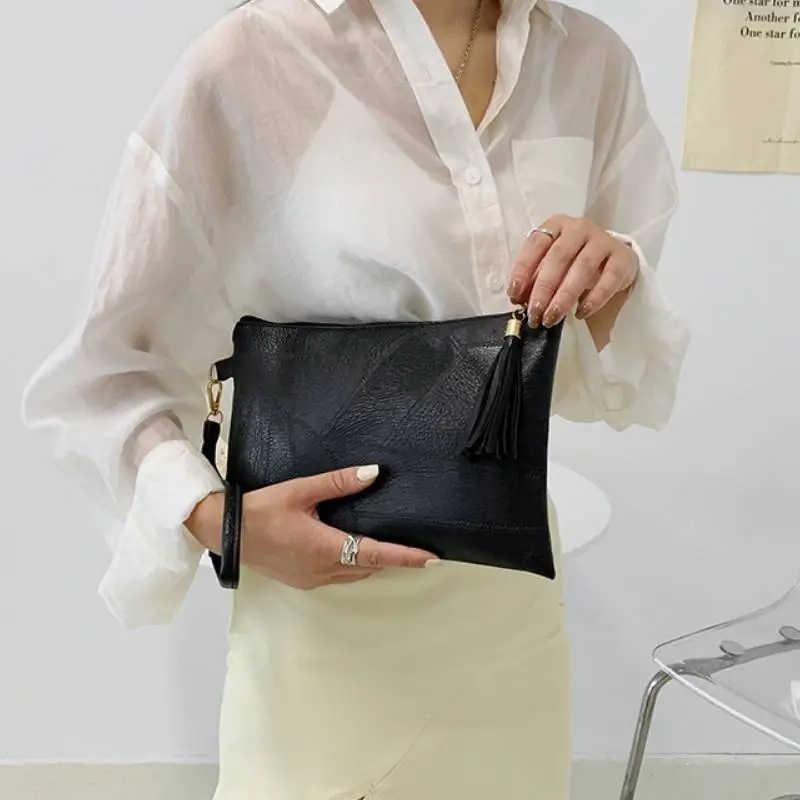 Fashionable Simple Clutch-2
