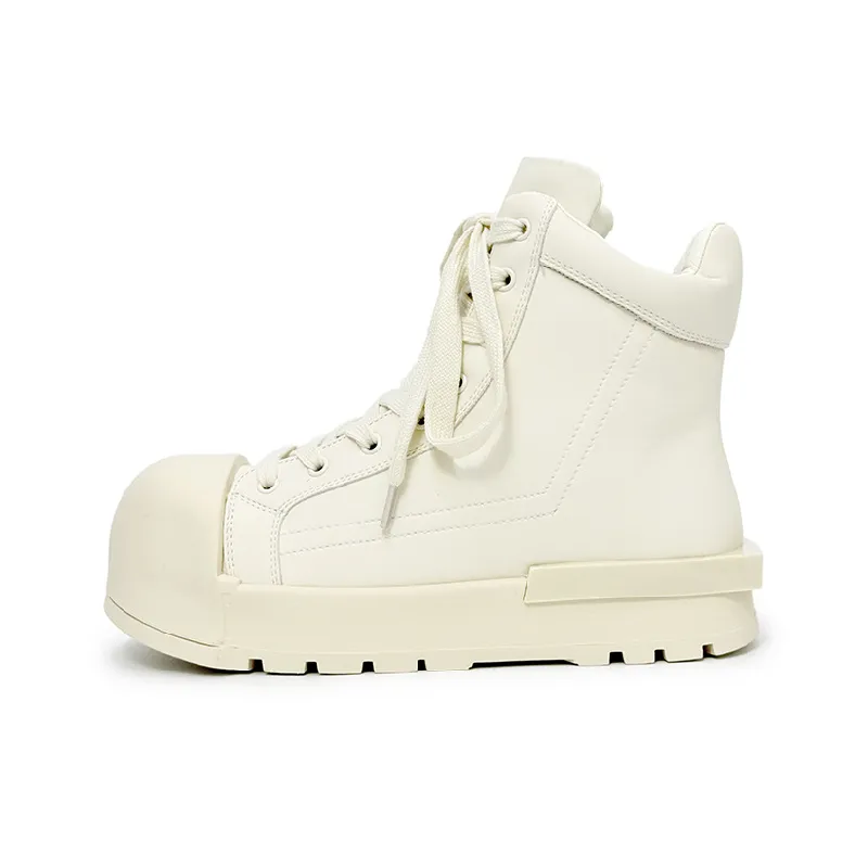 Fashionable Funky Skateboarding Shoes-0