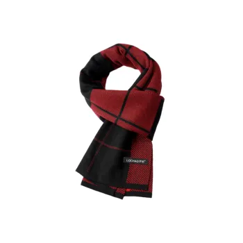 Elegant Glamorous Knit Scarf