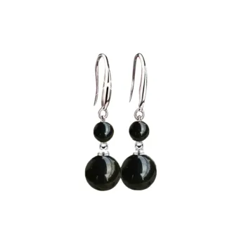 Fashionable Pearls Earring Women