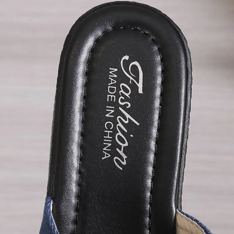 Fashionable Simple Flip Flops-4