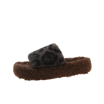 Fashionable Cute Flip Flops