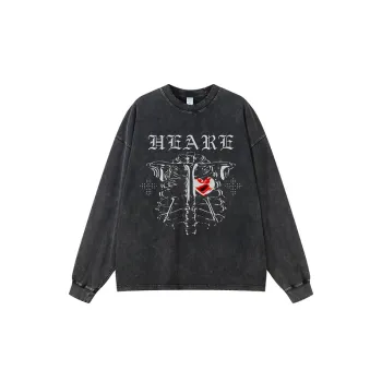 Loose Long sleeved Distinctive Heart Printed Top Retro Style Abraded Craft Base Shirt