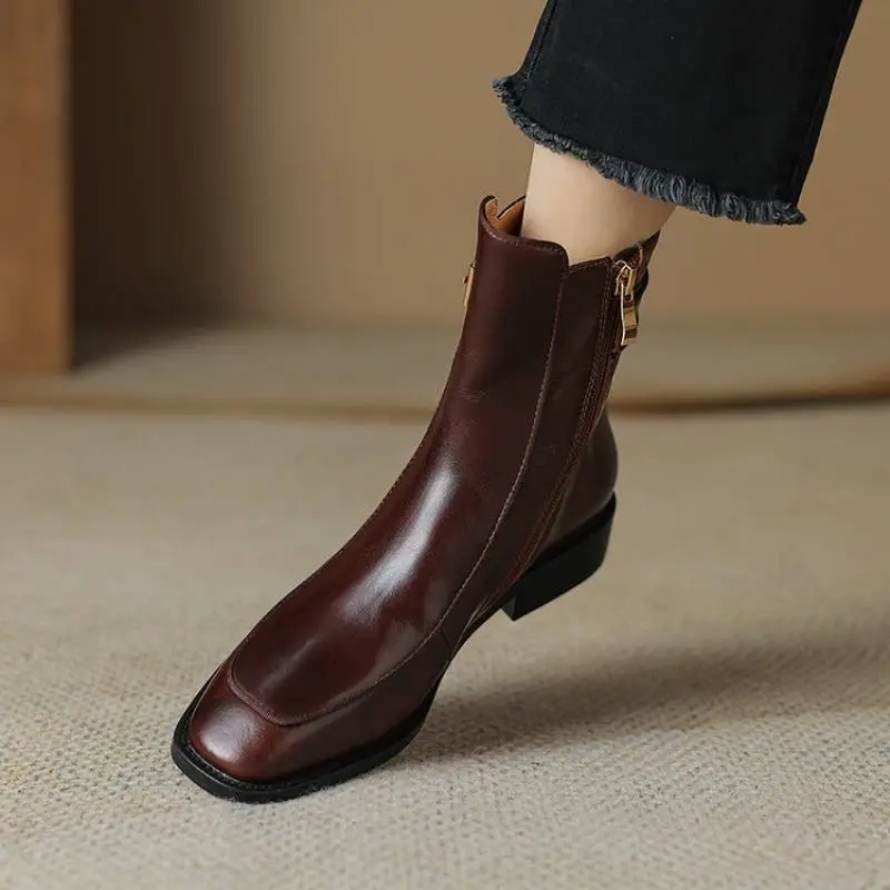 Fashionable Simple Chelsea Boot-4